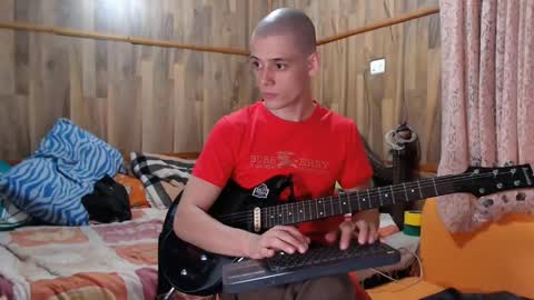 Snapshot of powertwinky chatting on February 20, 2025, 3:56 am chris independent  online show from February 20, 2025, 3:56 am