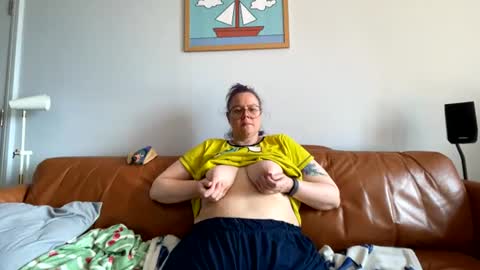 ppriestess online show from July 28, 2026, 10:32 am