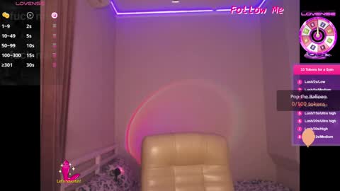 Snapshot of pr1ma chatting on February 6, 2025, 4:36 pm Lina online show from February 6, 2025, 4:36 pm