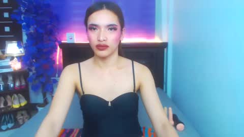 preciosa_banks69 online show from March 11, 2025, 4:07 pm