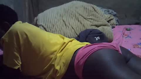 precious_nesh online show from May 17, 2026, 5:31 pm