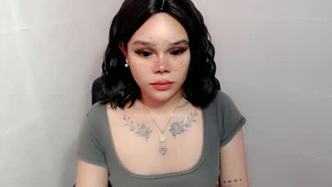 Snapshot of preciousangel69xxx chatting on December 6, 2024, 1:11 pm MAXXINE online show from December 6, 2024, 1:11 pm