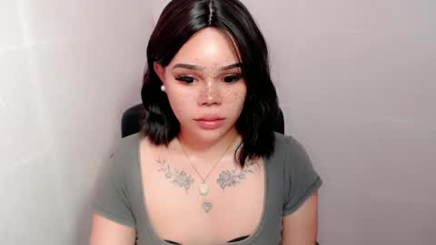 Snapshot of preciousangel69xxx chatting on January 22, 2025, 11:21 pm MAXXINE online show from January 22, 2025, 11:21 pm