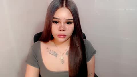 Snapshot of preciousangel69xxx chatting on February 6, 2025, 9:28 pm MAXXINE online show from February 6, 2025, 9:28 pm