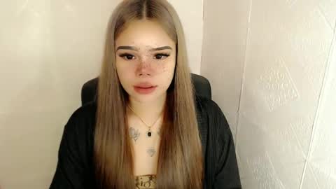 Snapshot of preciousangel69xxx chatting on February 20, 2025, 11:32 pm MAXXINE online show from February 20, 2025, 11:32 pm