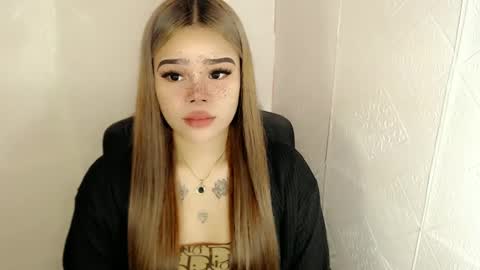 Snapshot of preciousangel69xxx chatting on February 28, 2025, 2:09 am MAXXINE online show from February 28, 2025, 2:09 am