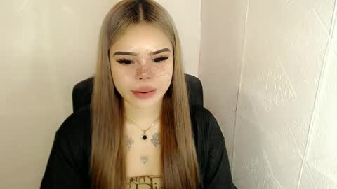 Snapshot of preciousangel69xxx chatting on February 28, 2025, 5:15 am MAXXINE online show from February 28, 2025, 5:15 am
