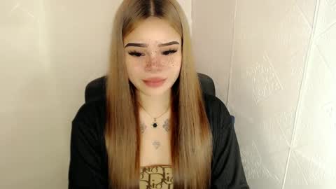 Snapshot of preciousangel69xxx chatting on March 7, 2025, 9:17 pm MAXXINE online show from March 7, 2025, 9:17 pm