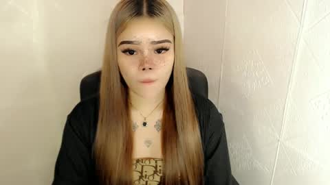 Snapshot of preciousangel69xxx chatting on March 9, 2025, 4:27 am MAXXINE online show from March 9, 2025, 4:27 am