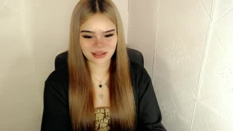 Snapshot of preciousangel69xxx chatting on March 11, 2025, 7:04 am MAXXINE online show from March 11, 2025, 7:04 am