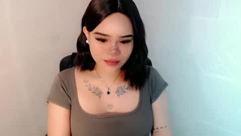 Snapshot of preciousangel69xxx chatting on October 3, 2025, 3:14 am MAXXINE online show from October 3, 2025, 3:14 am