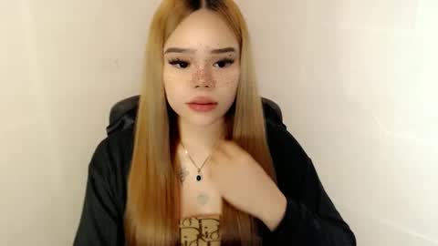 Snapshot of preciousangel69xxx chatting on October 7, 2025, 10:45 am MAXXINE online show from October 7, 2025, 10:45 am