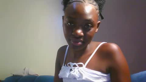 Snapshot of preety_ebony12 chatting on February 4, 2026, 7:09 pm preety_ebony12 online show from February 4, 2026, 7:09 pm