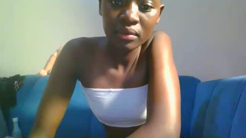 Snapshot of preety_ebony12 chatting on February 16, 2026, 8:38 pm preety_ebony12 online show from February 16, 2026, 8:38 pm