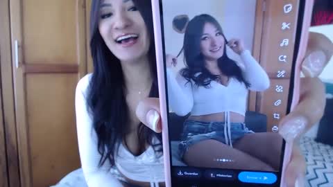 ---- online show from October 12, 2025, 3:33 pm