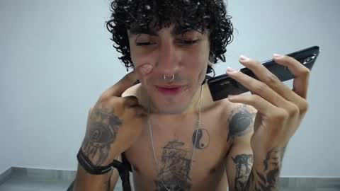 Plux online show from January 5, 2025, 6:02 am