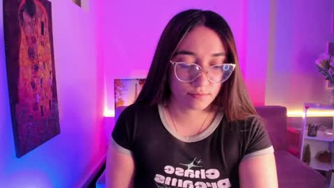Snapshot of press_anykey chatting on May 21, 2026, 2:13 pm Camila online show from May 21, 2026, 2:13 pm