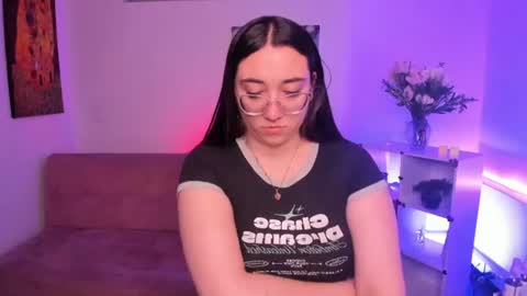 Snapshot of press_anykey chatting on June 20, 2026, 12:08 pm Camila online show from June 20, 2026, 12:08 pm