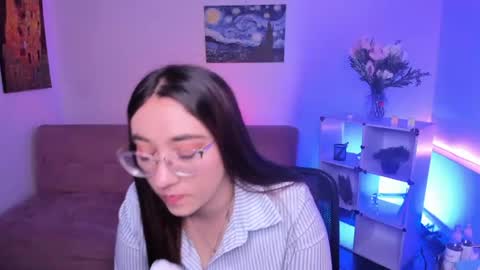 Snapshot of press_anykey chatting on June 22, 2026, 12:13 pm Camila online show from June 22, 2026, 12:13 pm