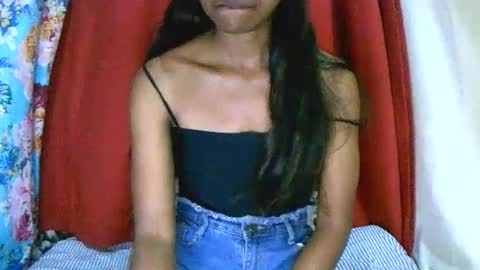 prettiethalia online show from November 15, 2025, 9:17 am