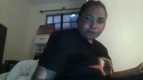 pretty1_lioness online show from April 8, 2026, 8:47 am