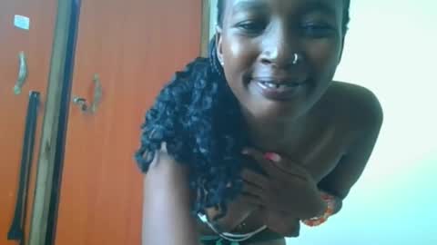 pretty__lisa online show from March 1, 2026, 7:10 am