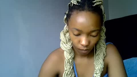 pretty jazminee online show from June 14, 2026, 6:15 am
