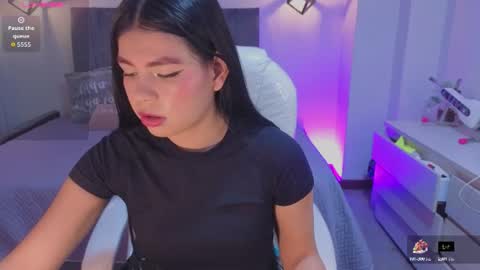 Snapshot of pretty_johnson_ chatting on July 6, 2026, 3:03 am pretty online show from July 6, 2026, 3:03 am