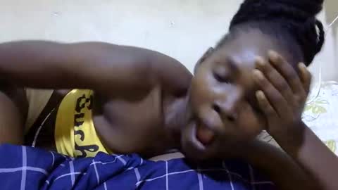 pretty_leila1 online show from March 17, 2026, 7:50 pm