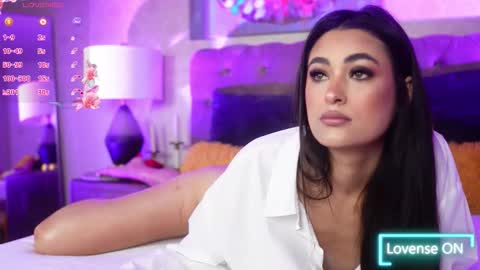 Lia online show from September 30, 2025, 4:17 am