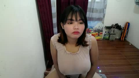 Snapshot of pretty_little_baby18 chatting on June 26, 2026, 6:51 am Venus online show from June 26, 2026, 6:51 am