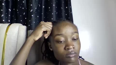pretty luv1 online show from May 7, 2026, 9:14 am