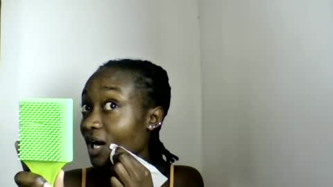 pretty luv1 online show from June 18, 2026, 9:58 am