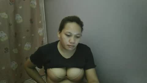 Snapshot of pretty_lyn08 chatting on May 9, 2026, 6:02 pm pretty_lyn08 online show from May 9, 2026, 6:02 pm