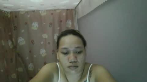 Snapshot of pretty_lyn08 chatting on May 10, 2026, 2:55 pm pretty_lyn08 online show from May 10, 2026, 2:55 pm