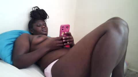 Snapshot of pretty_melan chatting on July 20, 2026, 12:51 pm pretty_melan online show from July 20, 2026, 12:51 pm