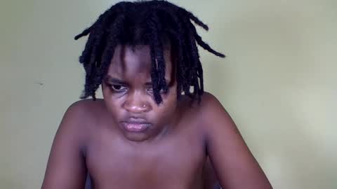 Snapshot of pretty_miya chatting on December 24, 2024, 10:11 am pretty_miya online show from December 24, 2024, 10:11 am