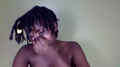 Snapshot of pretty_miya chatting on January 5, 2025, 8:32 am pretty_miya online show from January 5, 2025, 8:32 am