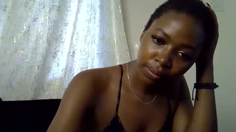 pretty_petite24 online show from May 15, 2026, 9:49 am