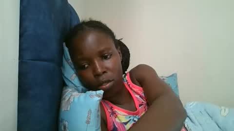 pretty_petite_ebony online show from February 7, 2026, 2:32 pm