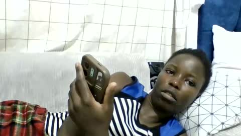 Snapshot of pretty_petite_ebony chatting on June 11, 2026, 6:22 am pretty_petite_ebony online show from June 11, 2026, 6:22 am