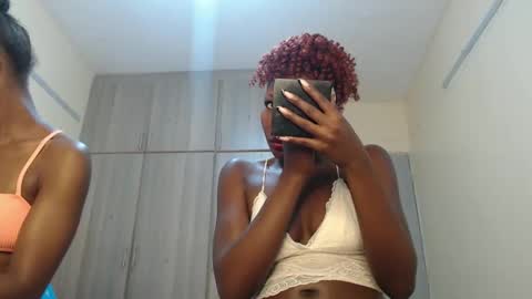 pretty_pixel online show from October 14, 2025, 8:59 am