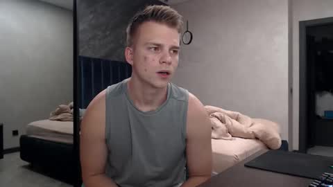 Justin online show from November 5, 2025, 2:33 am