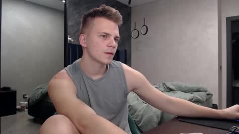 Justin online show from November 26, 2025, 4:57 am