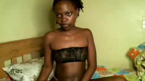 SaraCattra online show from January 15, 2025, 4:04 am