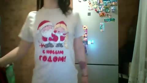 Bella online show from March 25, 2026, 8:15 pm