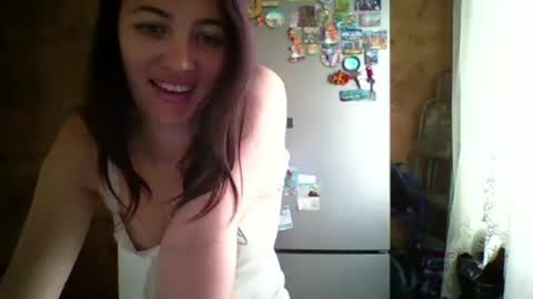 Snapshot of prettybella_7 chatting on July 7, 2026, 12:09 pm Bella online show from July 7, 2026, 12:09 pm