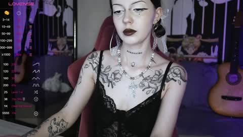 Violet online show from December 27, 2024, 12:23 pm