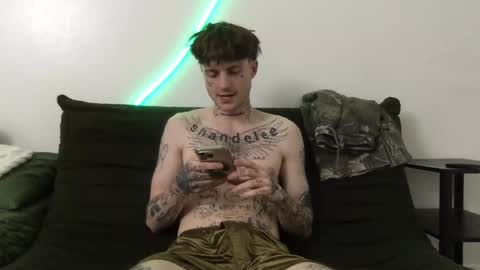 Snapshot of prettyboyszn chatting on November 16, 2025, 7:30 pm pretty boy online show from November 16, 2025, 7:30 pm