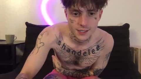 Snapshot of prettyboyszn chatting on November 20, 2025, 2:34 am pretty boy online show from November 20, 2025, 2:34 am